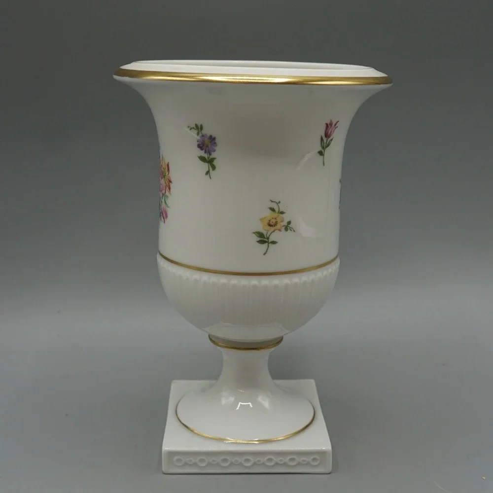 Fürstenberg Germany Porcelain Campana Urn Vase Scattered Flowers Gilt Trim